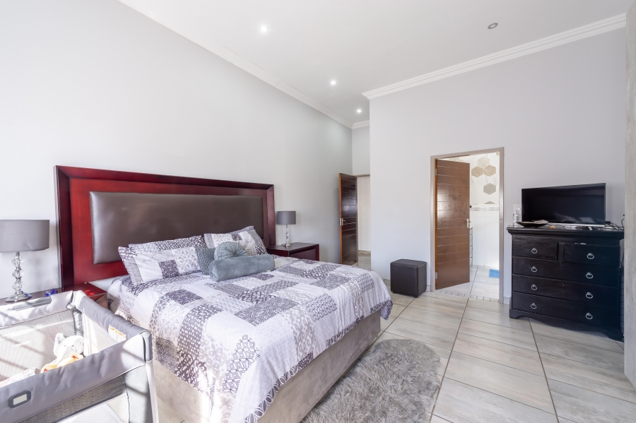 3 Bedroom Property for Sale in Geelhoutpark North West